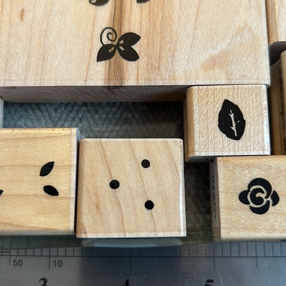 Love is a Gift stamp set - Picture 7 of 10